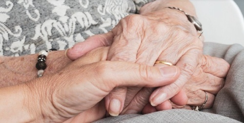 La aministrazion di poie: ce che e je e cuant che si pues ativâle