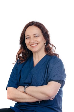 Neue Chefärztin der Abteilung Gastroenterologie im Krankenhaus in Udine: Frau Dr. Berretti nimmt den Staffelstab von Herr Dr. Zilli