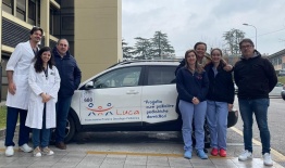 L'Associazione Friulana Oncologia Pediatrica Luca ODV dona un'automobile per l’assistenza domiciliare dei pazienti oncologici pediatrici