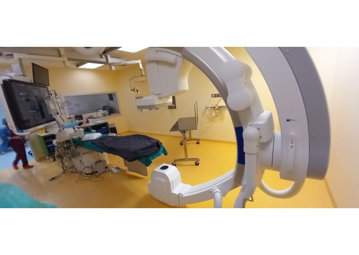 F24E22000330006_2