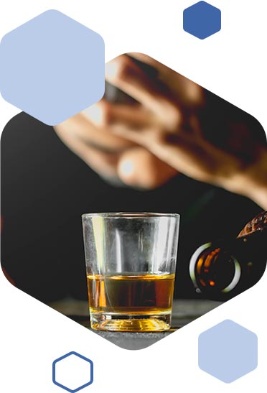 Il bicchiere della staffa, quando l’alcol diventa un problema